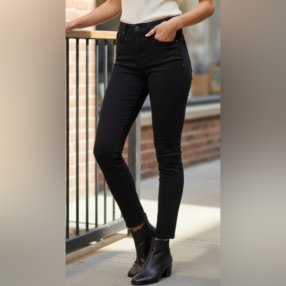 AG Adriano Goldschmied The Farrah High Rise Skinny Ankle Jeans Black Size 25R